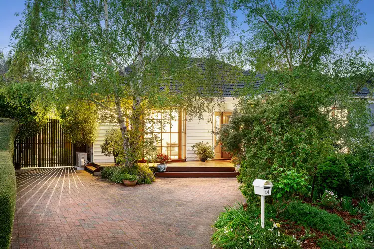14 Lahona Avenue, Bentleigh East VIC 3165