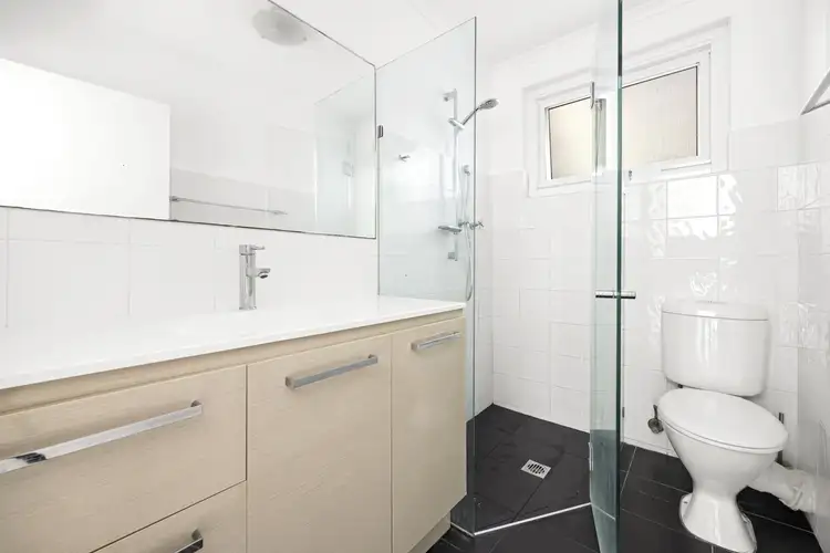 Sixth view of Homely unit listing, 17/16 Moore Road, Freshwater NSW 2096