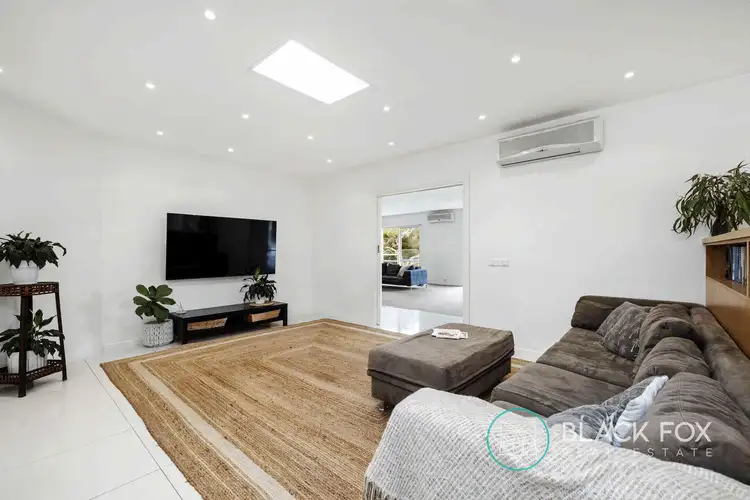 Fifth view of Homely house listing, 8 Mashie Court, Rosebud VIC 3939