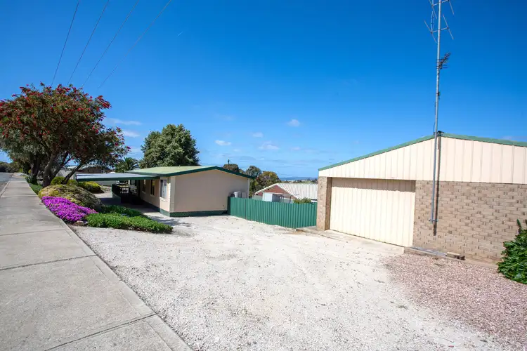 2 Wandana Avenue, Port Lincoln SA 5606