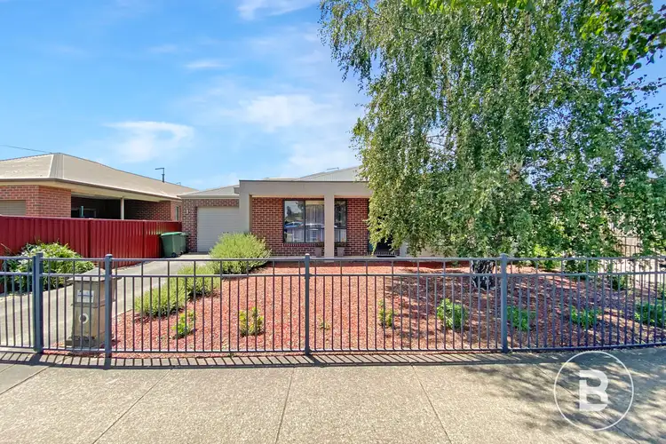 1/68 Cuthberts Road, Alfredton VIC 3350