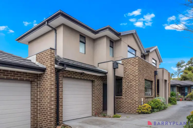 2/71 Thackeray Road, Reservoir VIC 3073