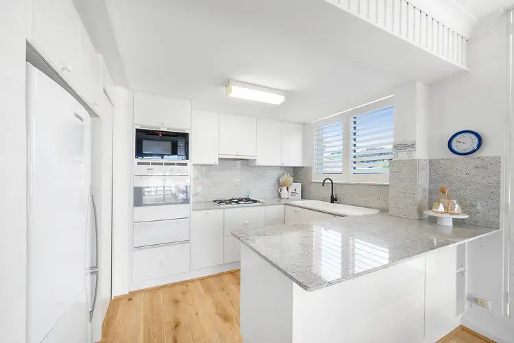 Third view of Homely apartment listing, 8/3 Hilltop Crescent, Fairlight NSW 2094