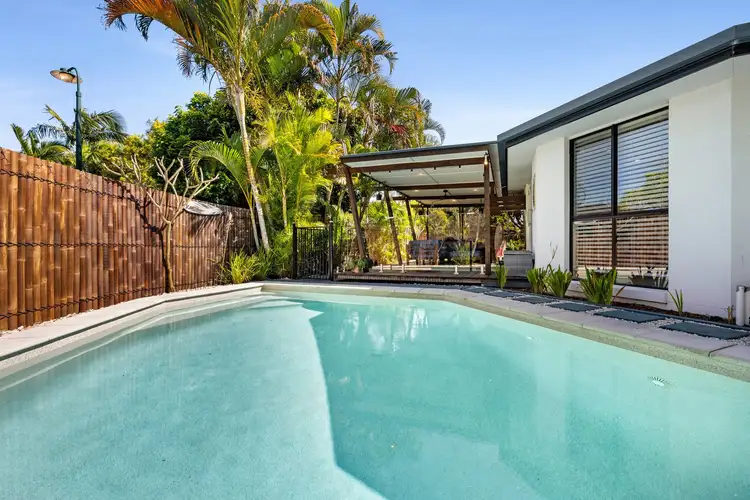 16 Pembroke Crescent, Sippy Downs QLD 4556