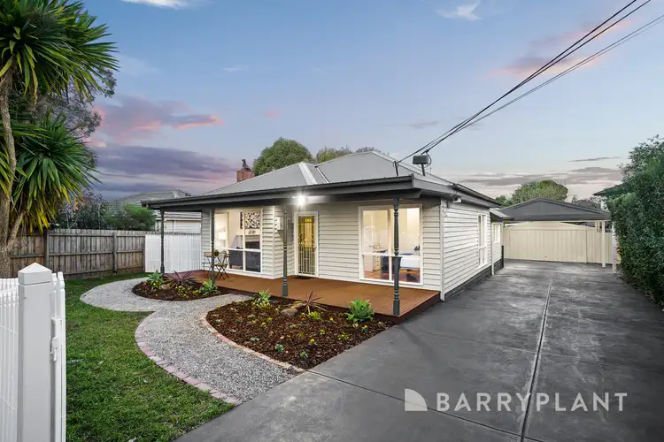 4 Reeves Street, Watsonia VIC 3087