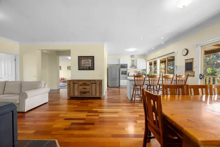 Fifth view of Homely house listing, 113 Taemore Close, Haddon VIC 3351