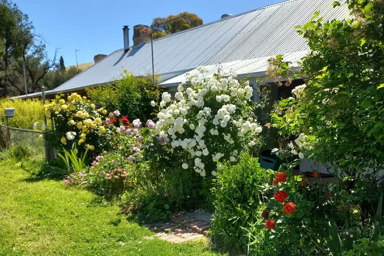 35 Commercial Street, Burra SA 5417