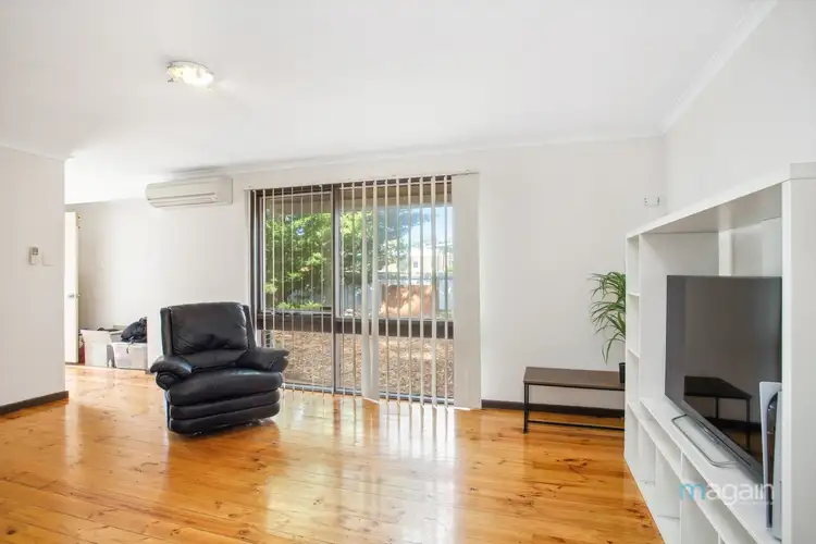 4 Windsong Court, Morphett Vale SA 5162