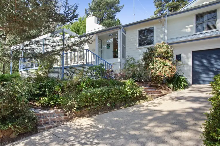 64 Jersey Avenue, Leura NSW 2780