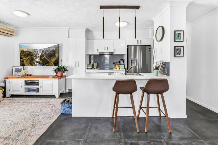 Fifth view of Homely unit listing, 2/79 Townson Avenue, Palm Beach QLD 4221