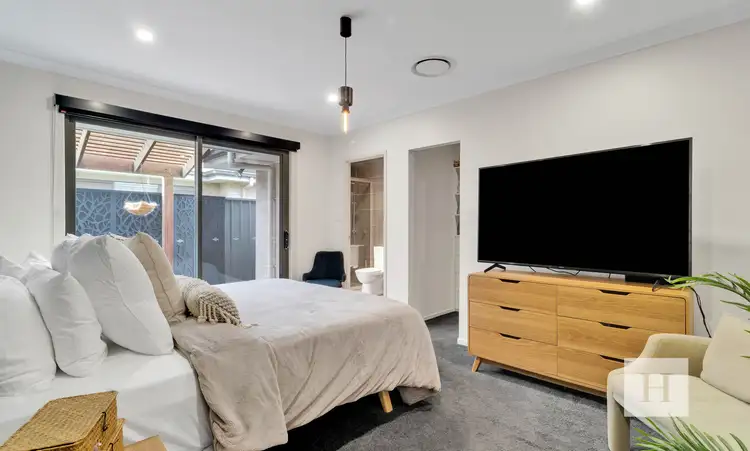 Sixth view of Homely house listing, 7 Mogo Close, Blue Haven NSW 2262