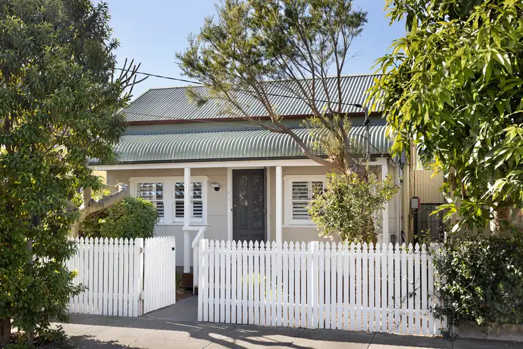 8 Petersham Road, Marrickville NSW 2204