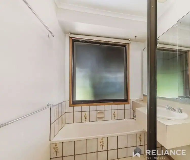 Fourth view of Homely house listing, 8 Balliol Common, Sunbury VIC 3429