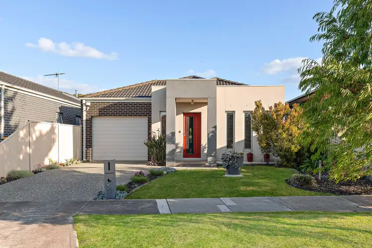 3A Aldershot Drive, Keilor Downs VIC 3038