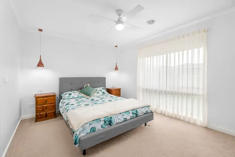 Fifth view of Homely house listing, 11 Latrobe Crescent, Traralgon VIC 3844