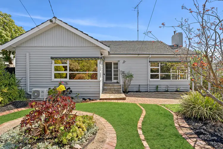 18 Iona Avenue, Belmont VIC 3216