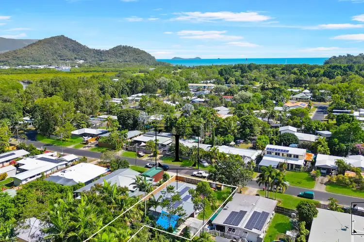11 Golf Street, Yorkeys Knob QLD 4878