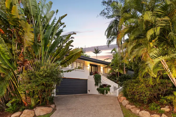 11 Dusk Street, Kenmore QLD 4069