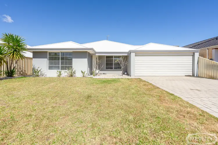 3 Burrill Rest, Lakelands WA 6180