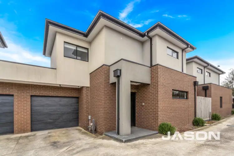 2/5 Broadmeadows Road, Tullamarine VIC 3043