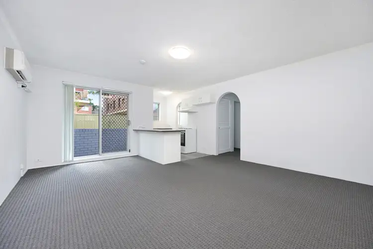 2/4 The Crescent, Penrith NSW 2750
