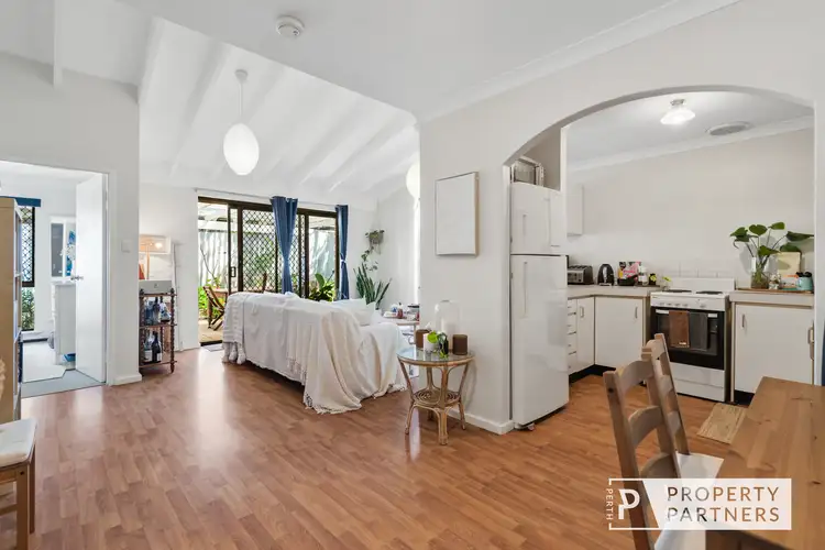 7/15 Dover Road, Scarborough WA 6019