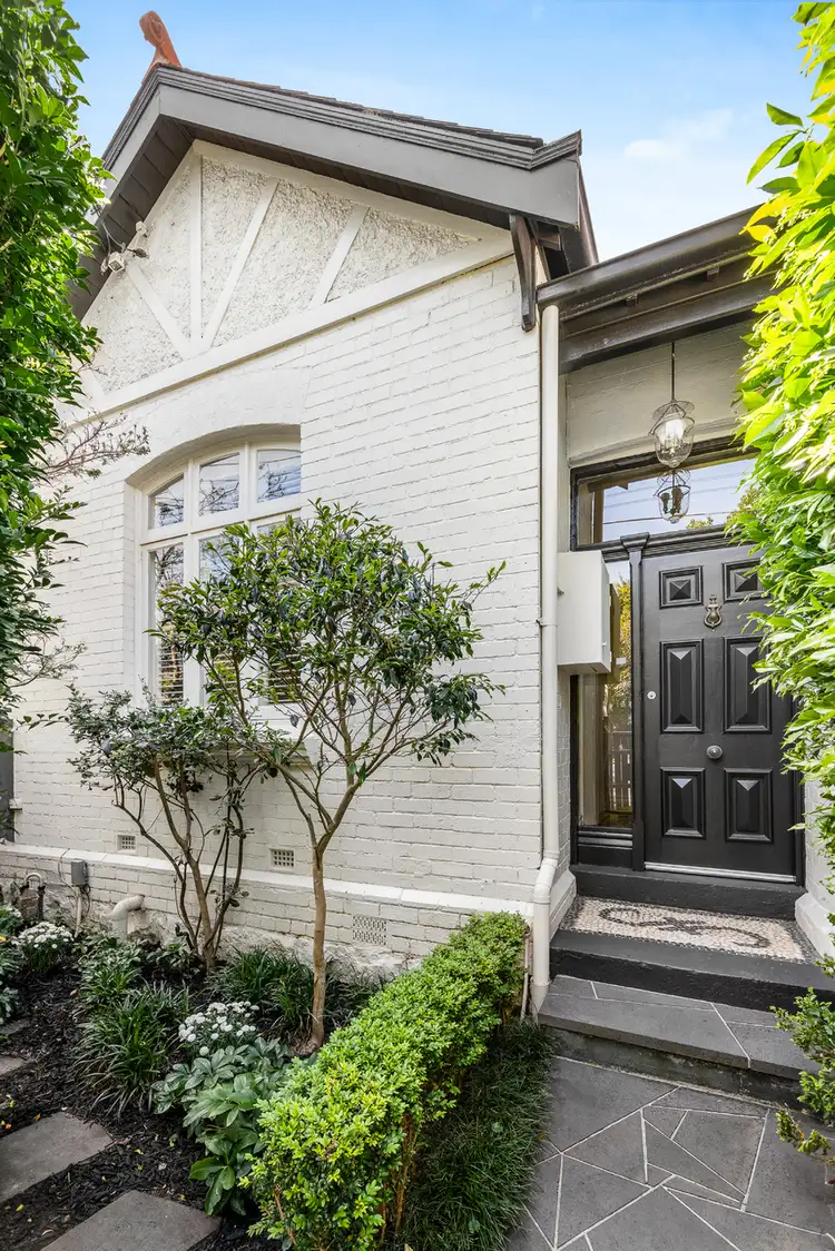 7 Lambert Road, Toorak VIC 3142