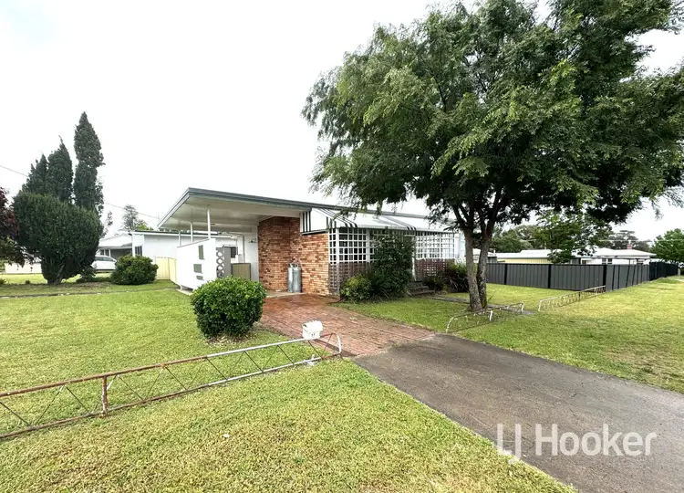 17 Shirley Street, Inverell NSW 2360