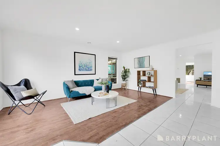 Second view of Homely house listing, 16 Murchison Way, Thomastown VIC 3074