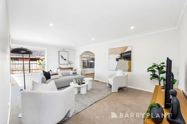 33 Canberra Avenue, Hoppers Crossing VIC 3029