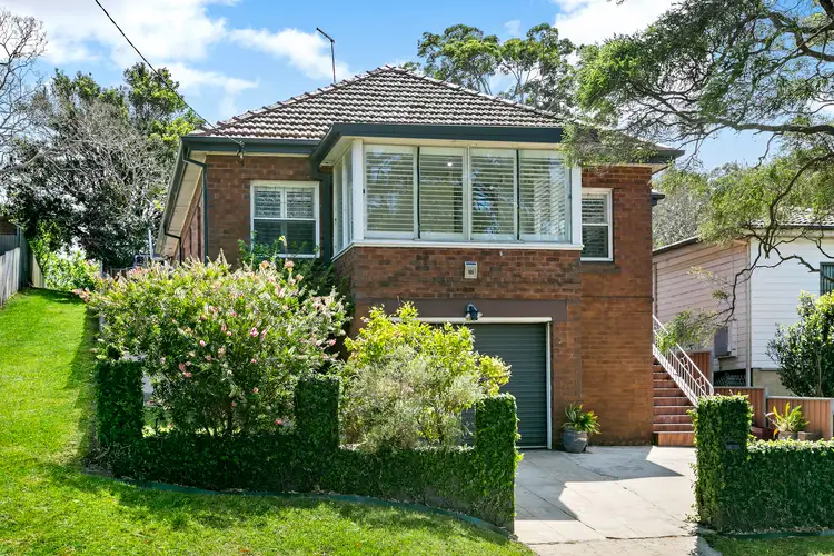 106 Ocean Street, Mount Saint Thomas NSW 2500