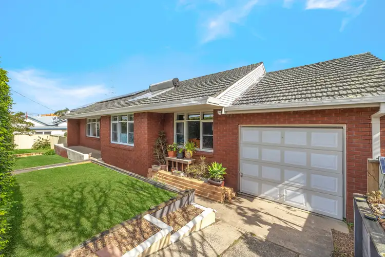 13 Anzac Avenue, Wyong NSW 2259
