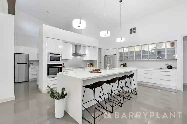 Second view of Homely house listing, 2 Worcester Crescent, Bundoora VIC 3083