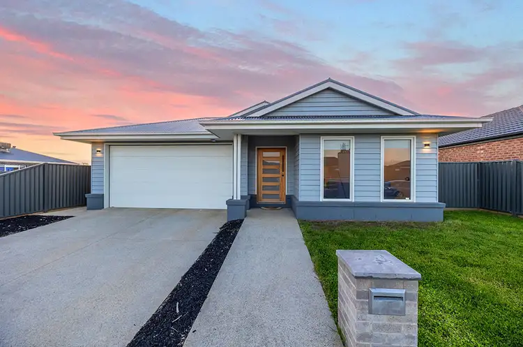 6 Kite Street, Winter Valley VIC 3358