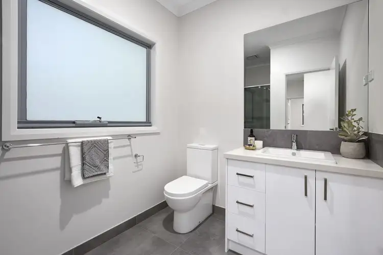 Sixth view of Homely house listing, 13 Graham Court, Macleod VIC 3085