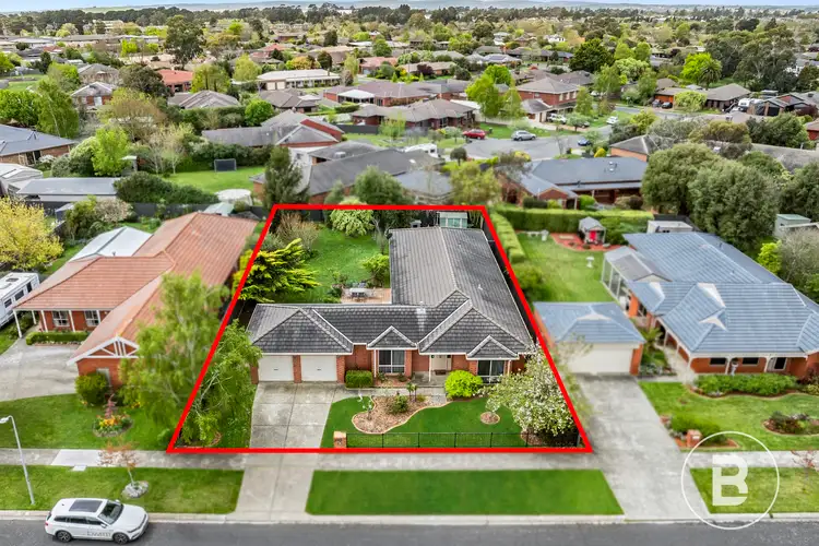 Second view of Homely house listing, 16 Robertson Drive, Alfredton VIC 3350