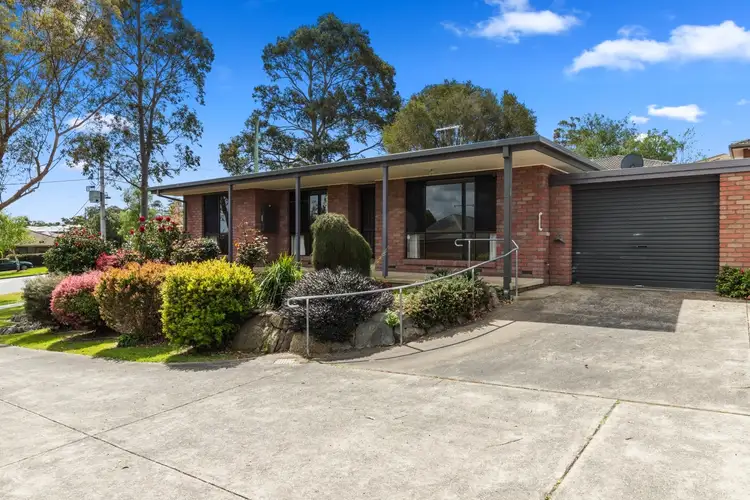 3/8 High Street, Bunyip VIC 3815