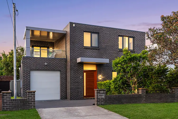 34 Pallamana Parade, Beverly Hills NSW 2209