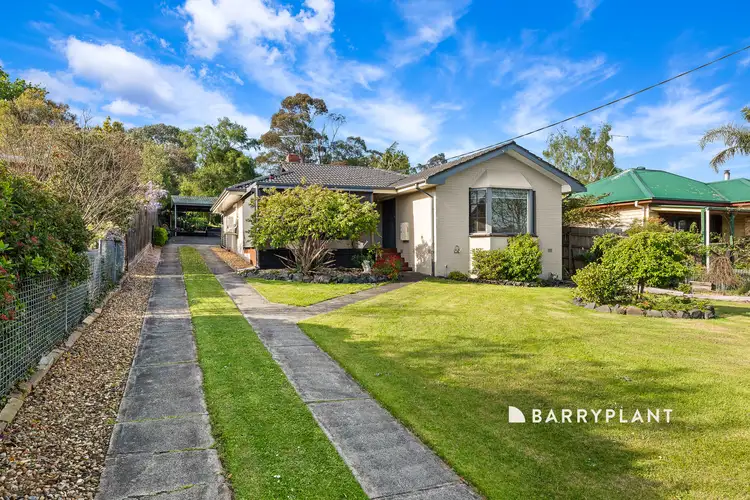 10 Railway Avenue, Garfield VIC 3814