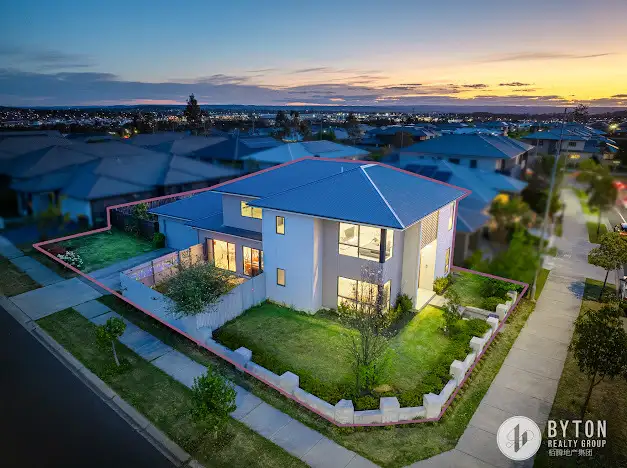 10 Gledswood Hills Drive, Gledswood Hills NSW 2557