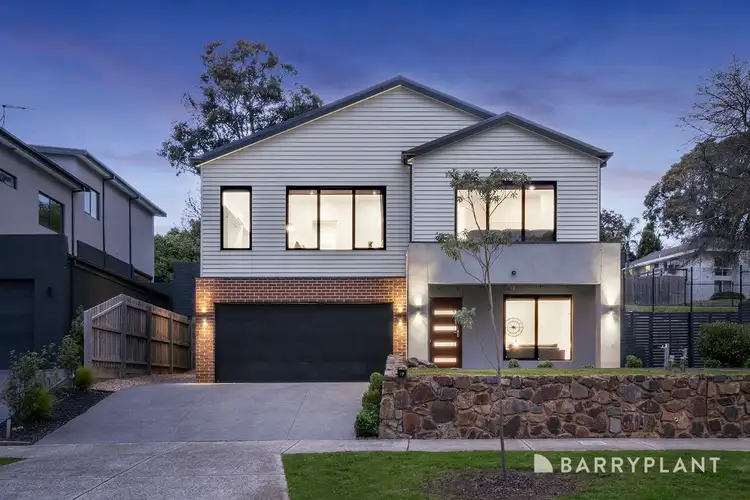 17 Locksley Road, Chirnside Park VIC 3116