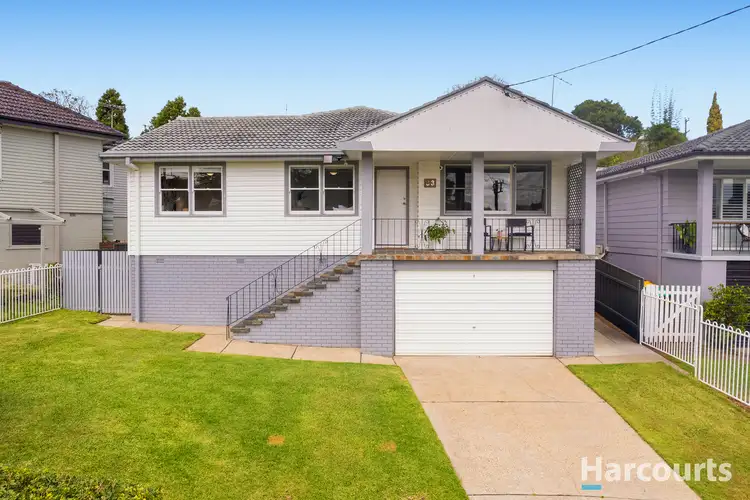 33 Roath Street, Cardiff NSW 2285