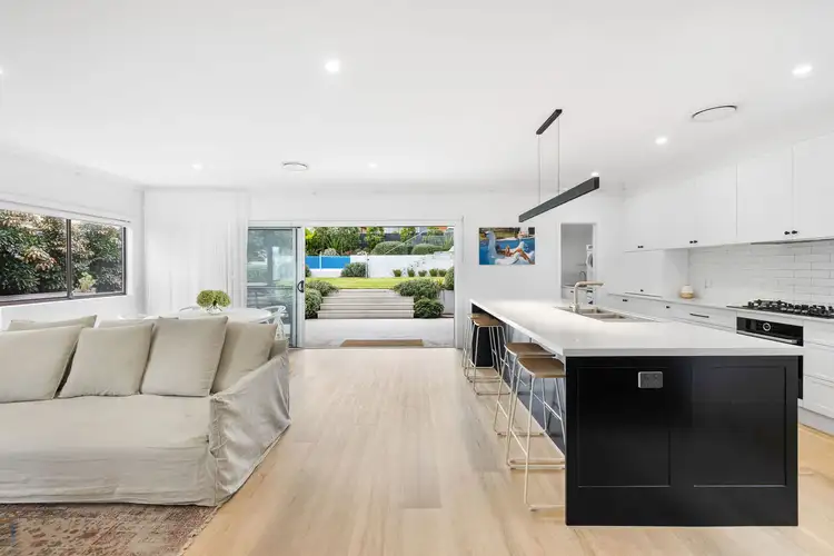 15 Caley Street, Chifley NSW 2036