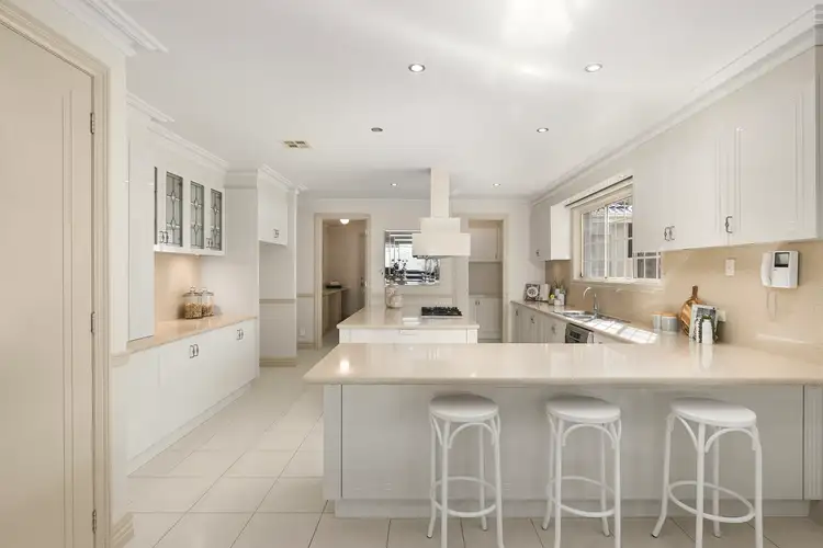 Sixth view of Homely house listing, 17 Solomon Drive, Keilor VIC 3036