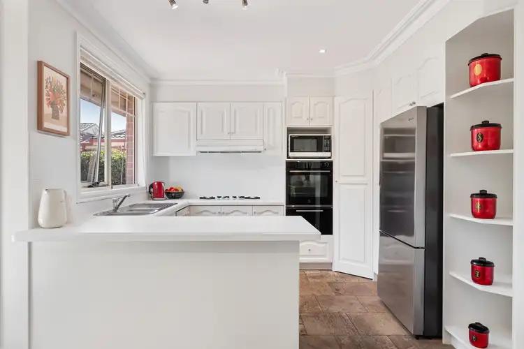Third view of Homely unit listing, 2/260 Lawrence Road, Mount Waverley VIC 3149