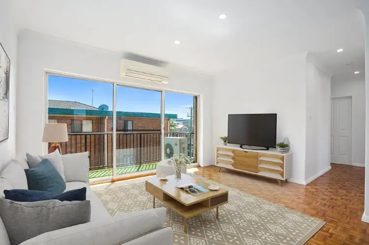 Third view of Homely unit listing, 3/9 Underwood Street, Corrimal NSW 2518
