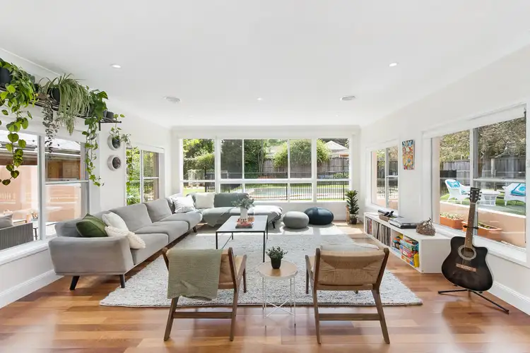 12 Phillip Street, Burradoo NSW 2576