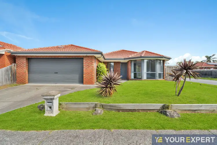 19 Karoonda Way, Hampton Park VIC 3976
