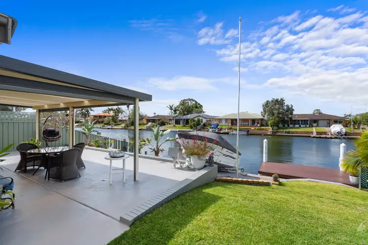 15 Cavill Avenue