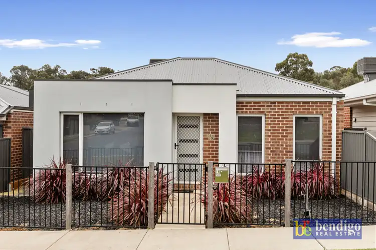 15 Friswell Avenue, Flora Hill VIC 3550